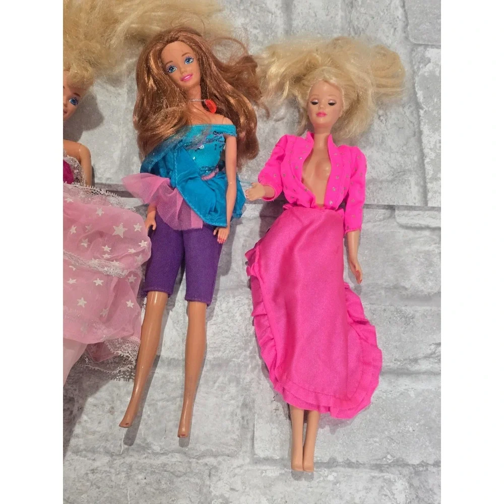 Barbie Vintage 1966 Doll Lot of‎ 3 Different Dolls Mattel Dressed, No shoes